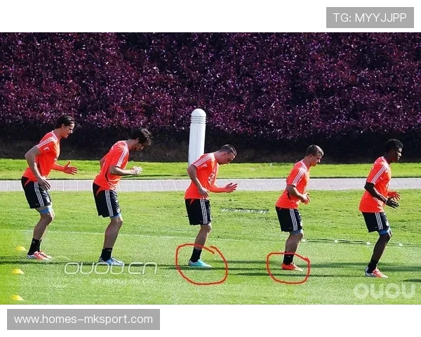 河南队古斯塔沃斜插禁区，单脚推传找到后点空当