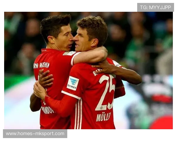 莱万神级停球摆脱后劲射，拜仁攻势如电